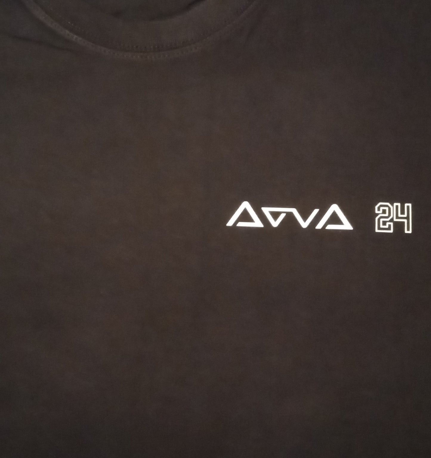 TRIANGLES 24 LOVE TEAM T-SHIRT